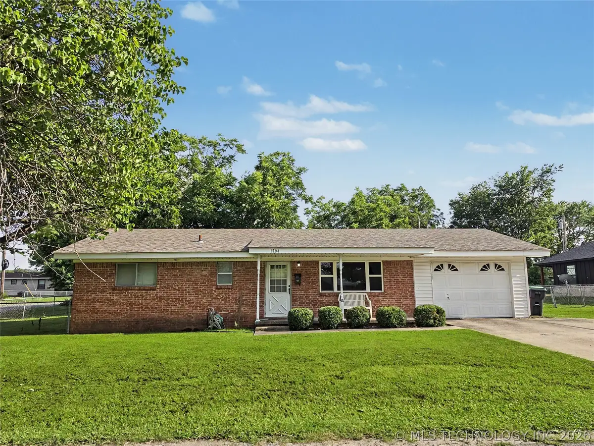 1704 Evans Street, Tahlequah, OK 74464 - #1