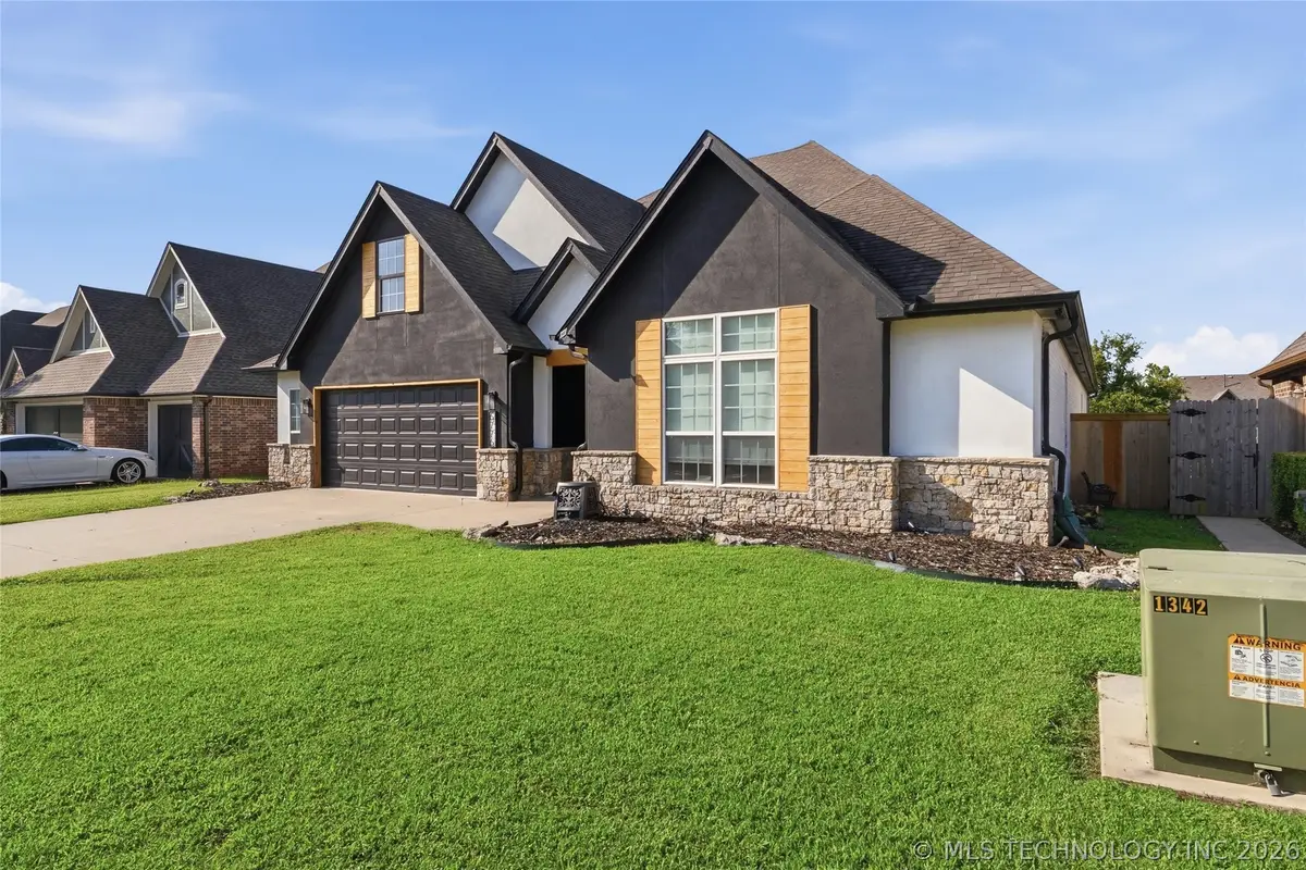 6776 E 127th Street S, Bixby, OK 74008 - #1