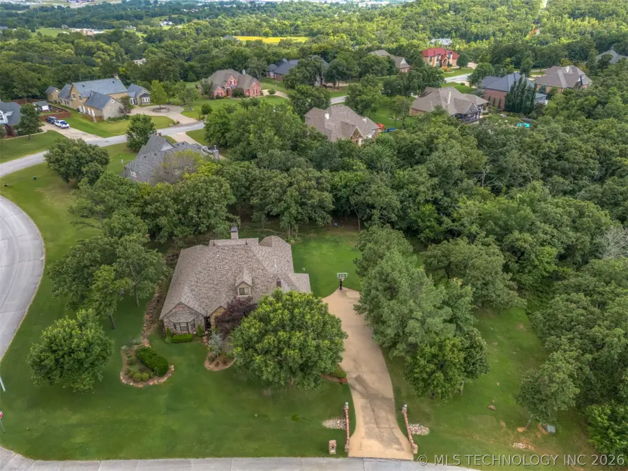 6920 W 42nd Street, Tulsa, OK 74107 - #2