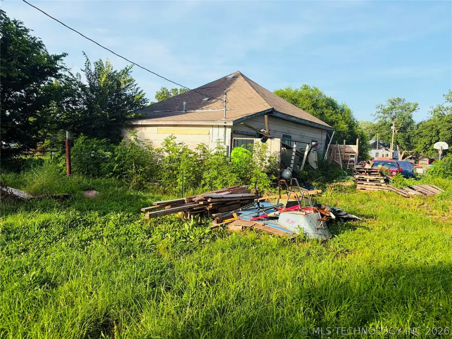 321 Bond Street, Chelsea, OK 74016 - #3