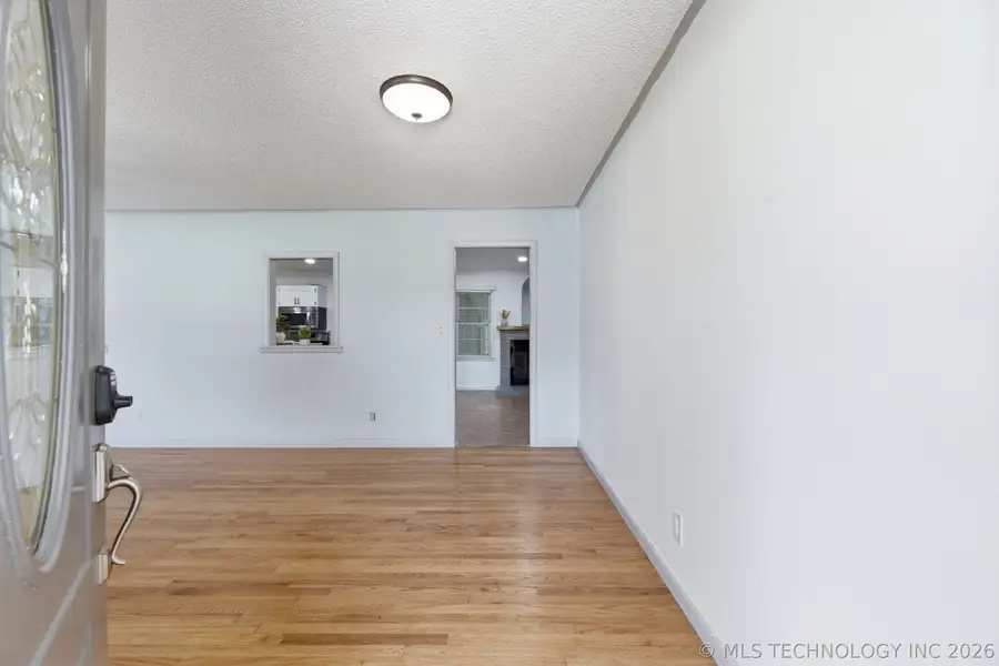 215 NE Wilshire Avenue, Bartlesville, OK 74006 - #3