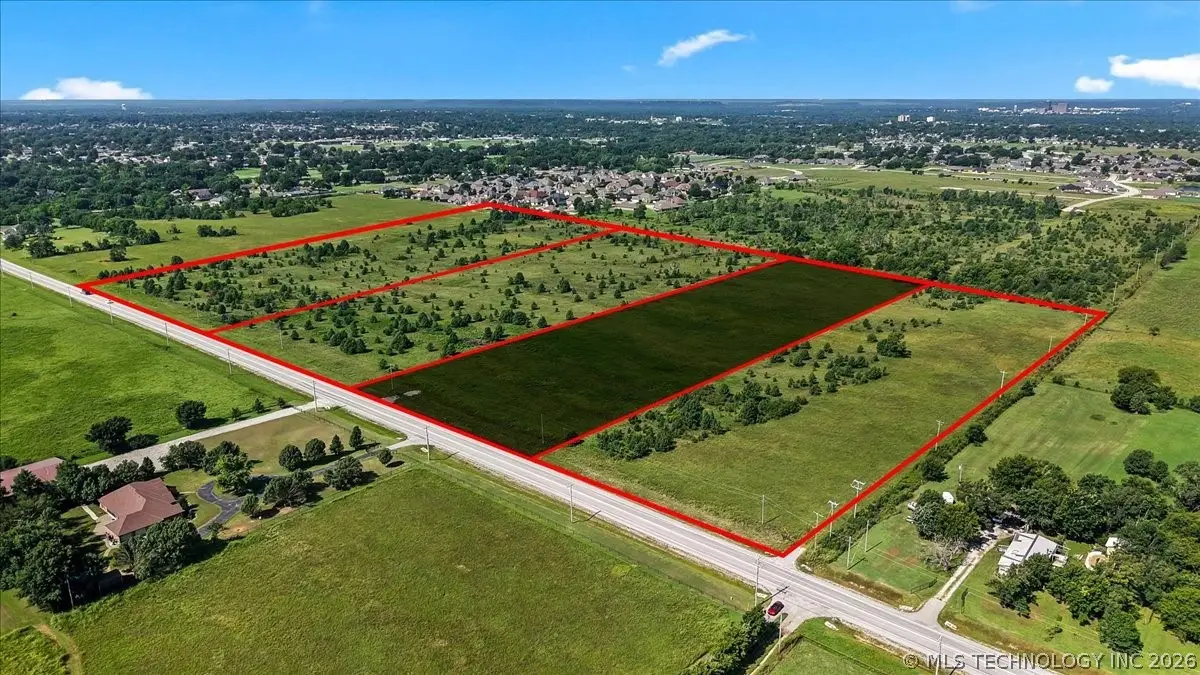 Bison Road, Bartlesville, OK 74006 - #1