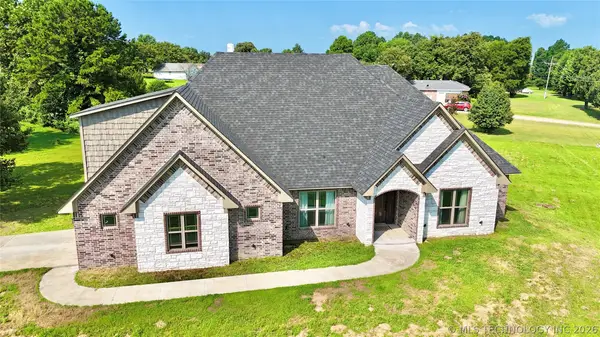 1104 Maple Lane, Stigler, OK 74462