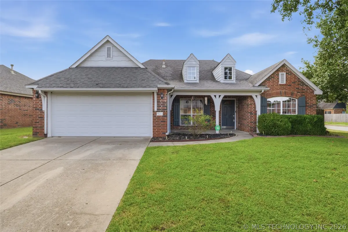 903 N Redbud Street, Jenks, OK 74037 - #1