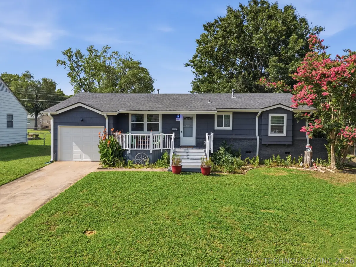 1435 E Denton Avenue, Sapulpa, OK 74066 - #1