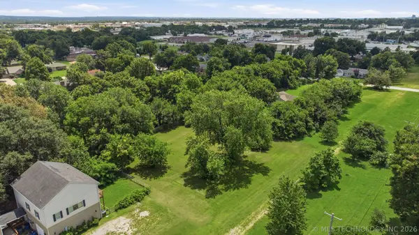5502 E 5th Place S, Tulsa, OK 74112