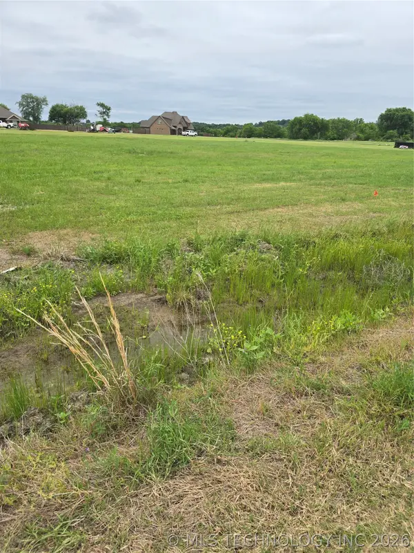 002 Lake Estates Drive, Durant, OK 74701