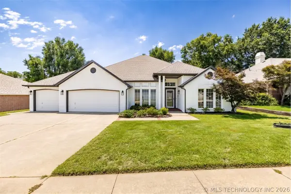 9106 E 113th Street S, Bixby, OK 74008