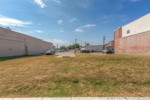 116 N Main Street, Sand Springs, OK 74063 - #2