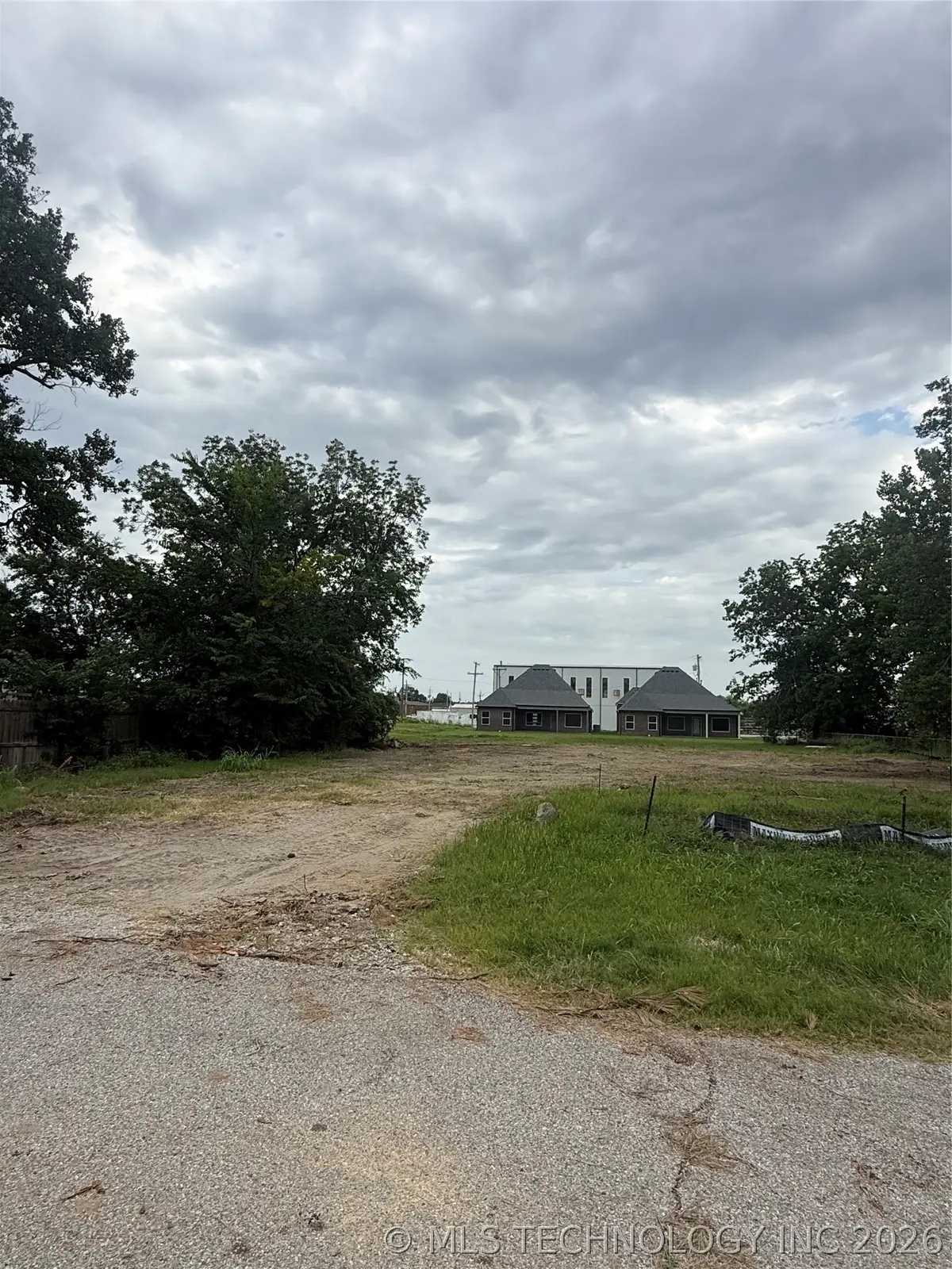 208 W 1st Street, Owasso, OK 74055 - #1