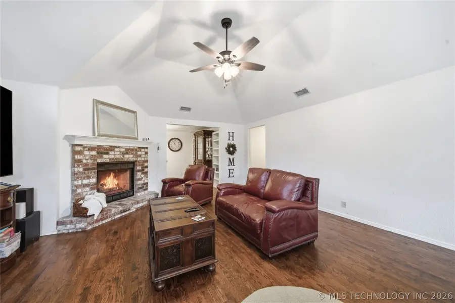 7817 N 130th East Court, Owasso, OK 74055 - #3