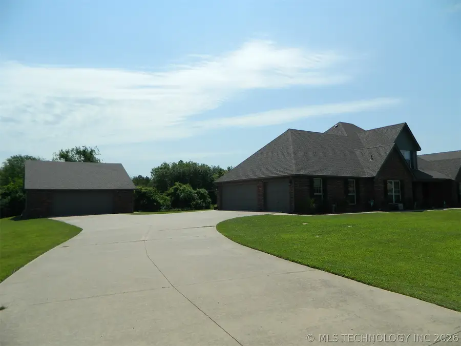 12151 N 168th East Avenue, Collinsville, OK 74021 - #2