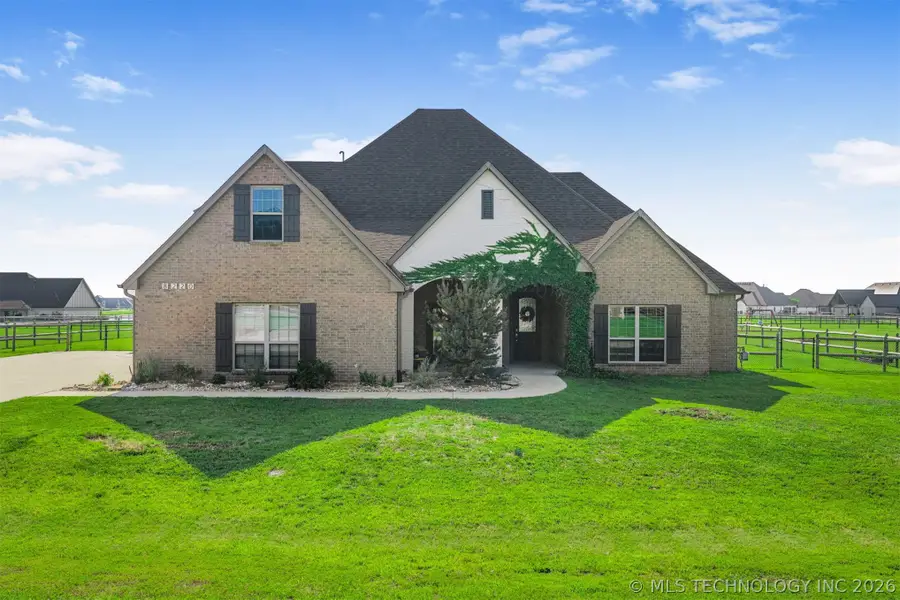 8220 N 154th Avenue E, Owasso, OK 74055 - #2