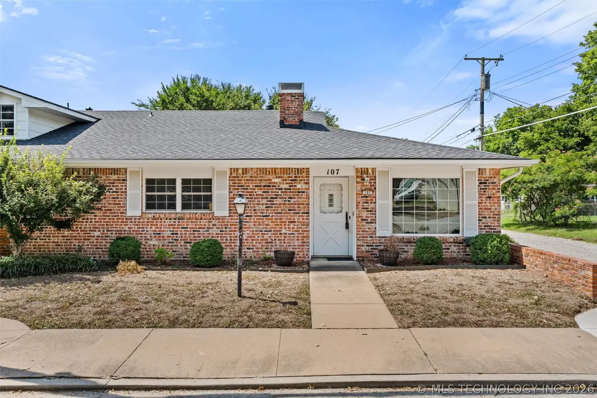 107 W 12th Street #107, Bartlesville, OK 74003 - #1
