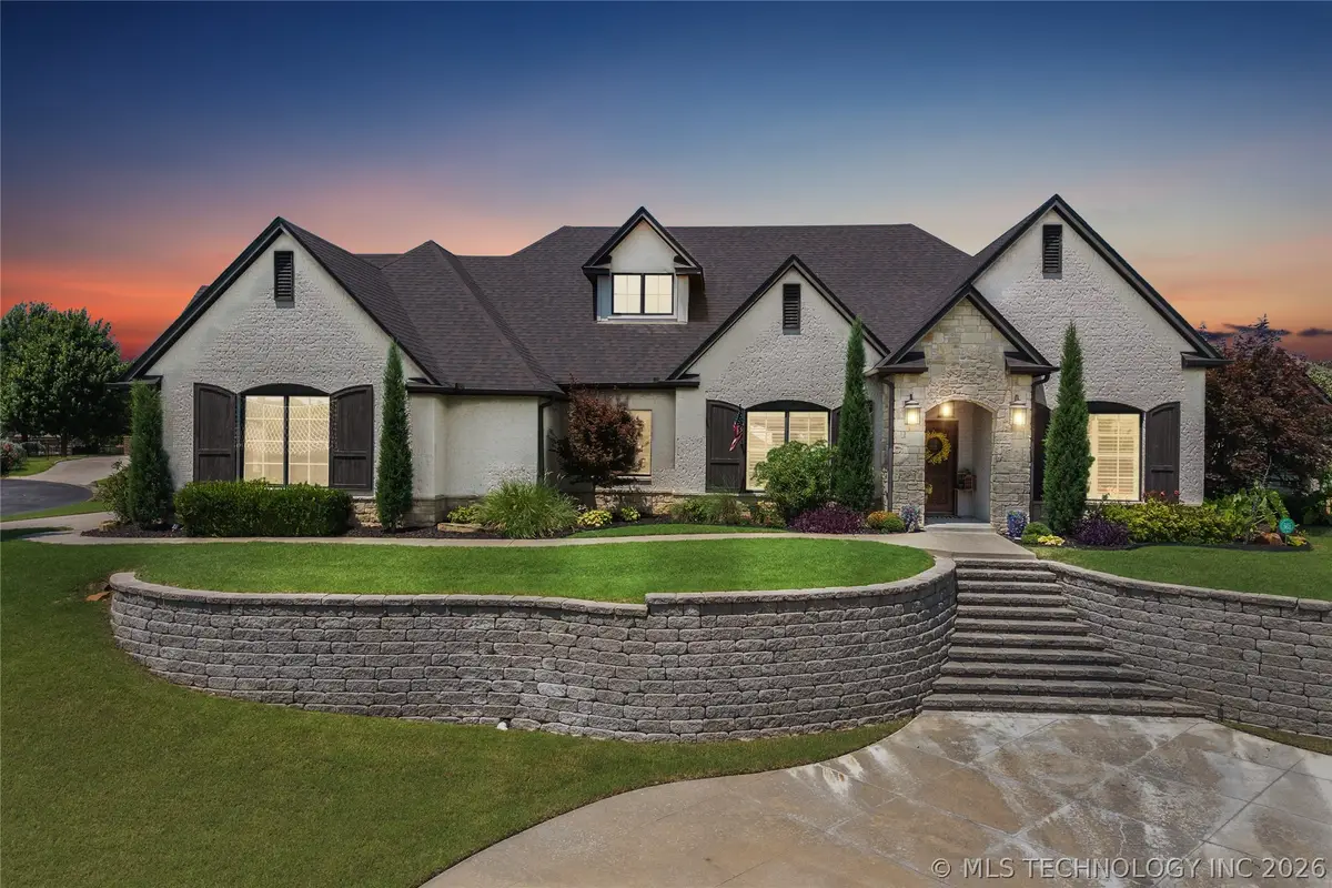 580 Lakeview Circle, Sapulpa, OK 74066 - #1