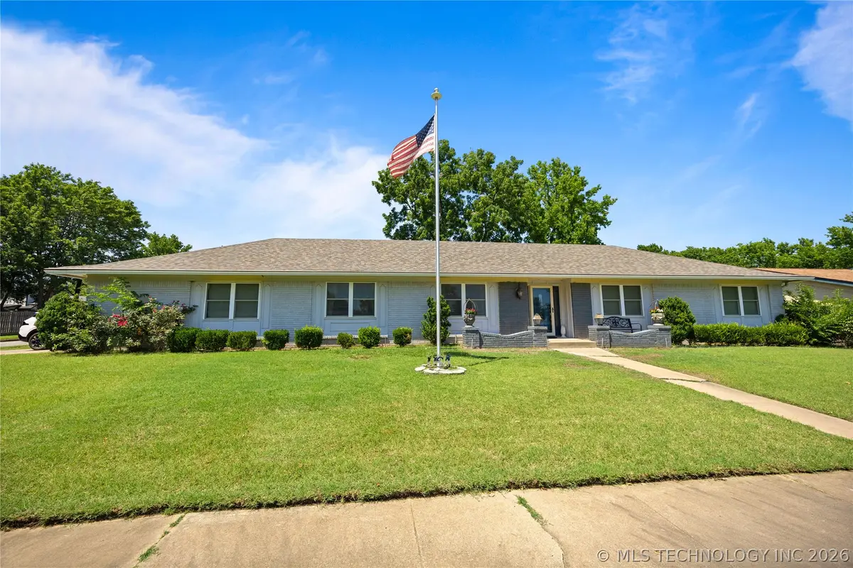6809 E 74th St Street, Tulsa, OK 74133 - #1