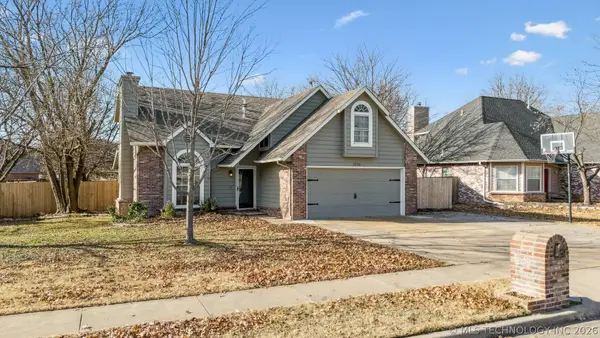 7710 132nd East Avenue, Owasso, OK 74055