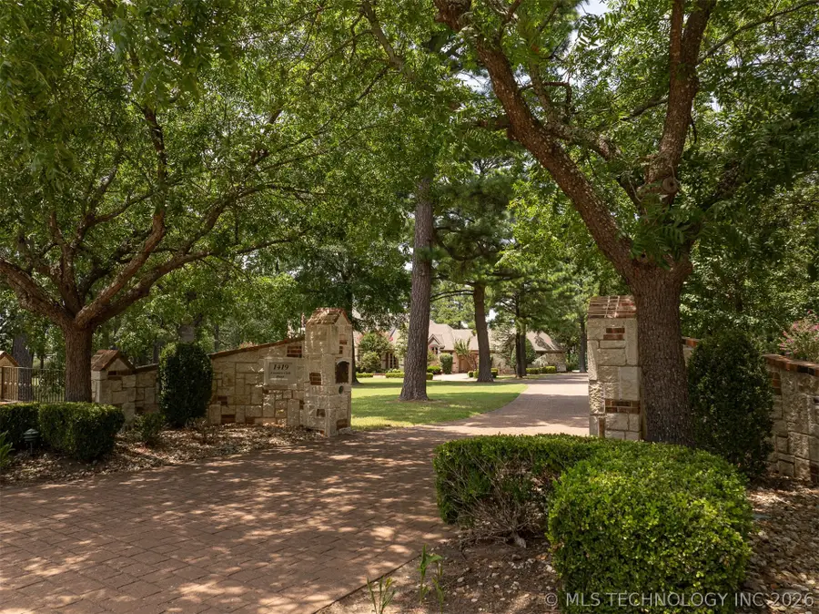 1419 Country Club Road, McAlester, OK 74501 - #3