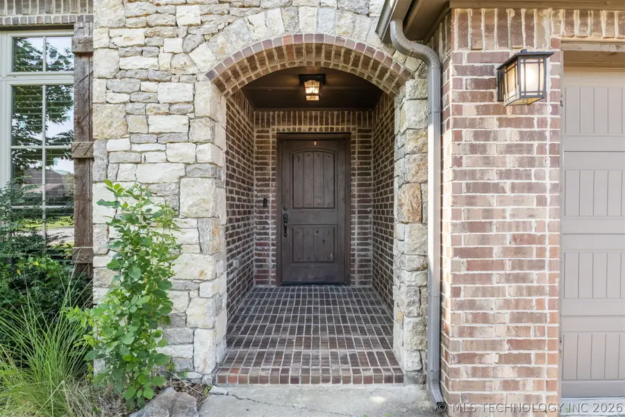 7600 E 84th Street, Owasso, OK 74055 - #2
