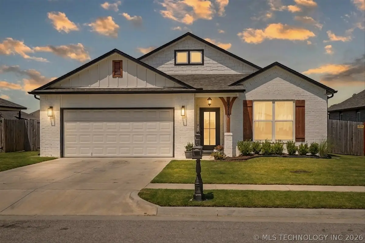 10710 N 121 East Avenue, Owasso, OK 74055 - #1