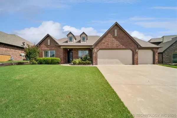 12114 E 70th Street, Owasso, OK 74055