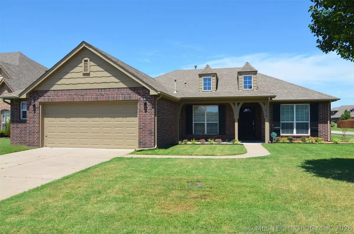 11613 E 105th Street N, Owasso, OK 74055 - #1