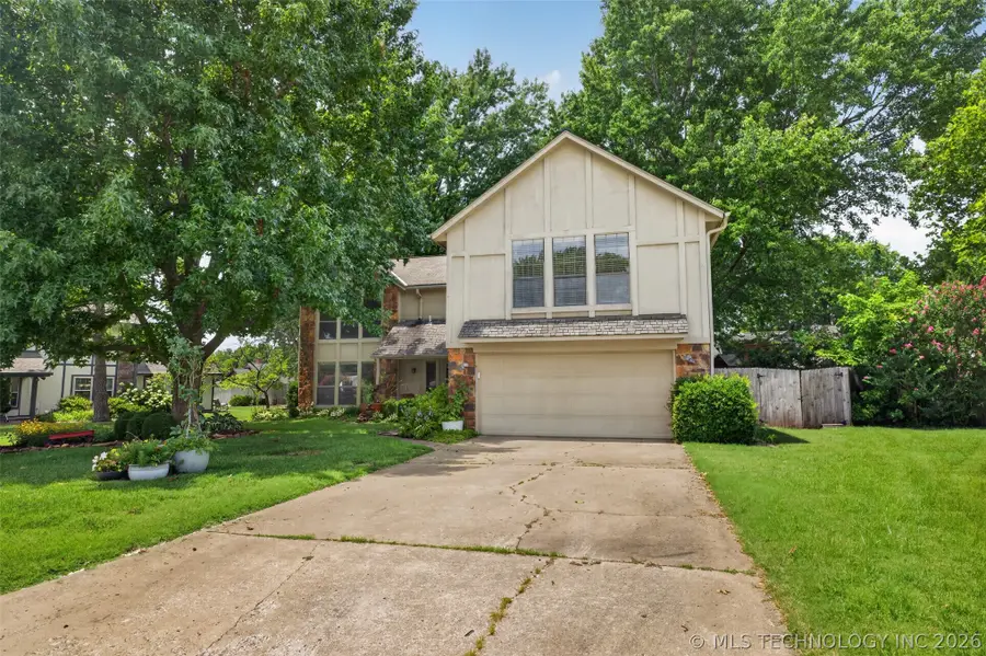 8712 S 77th Place, Tulsa, OK 74113 - #2