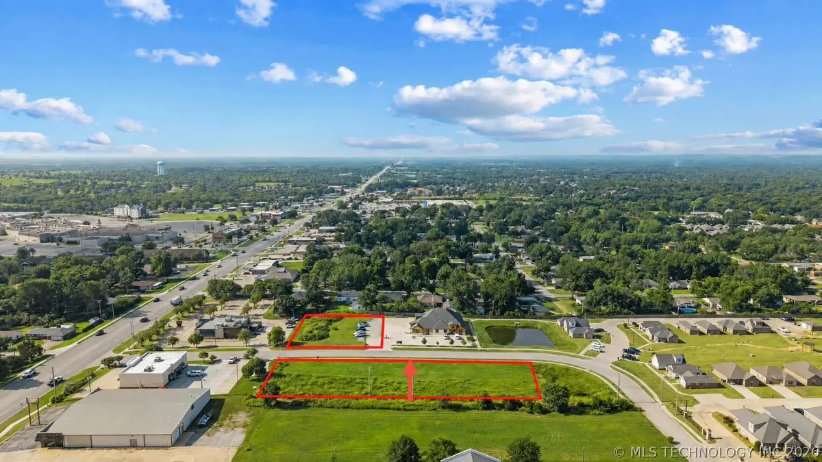 Pioneer Drive, Bartlesville, OK 74006 - #1