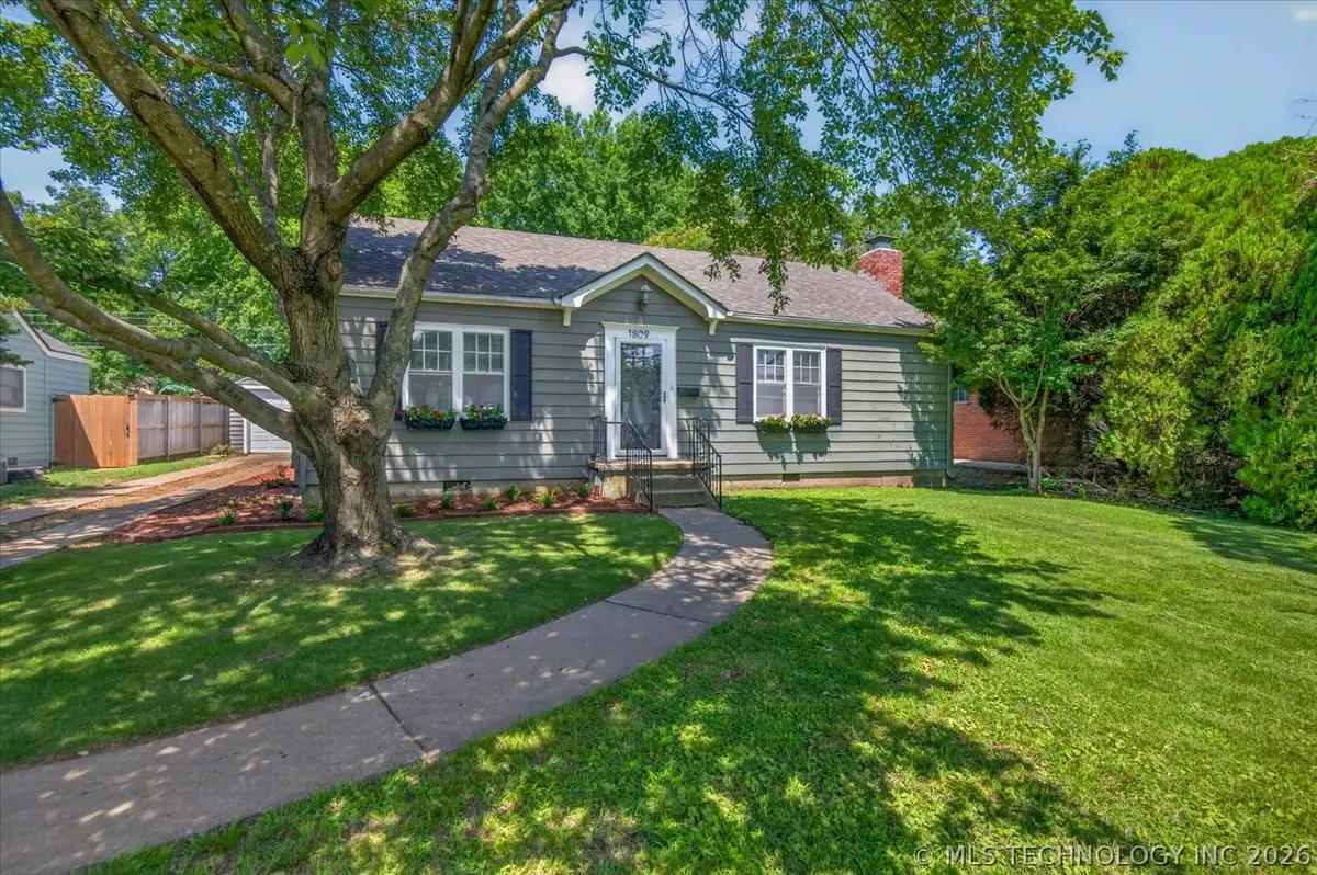 1809 S Dewey Avenue, Bartlesville, OK 74003 - #1
