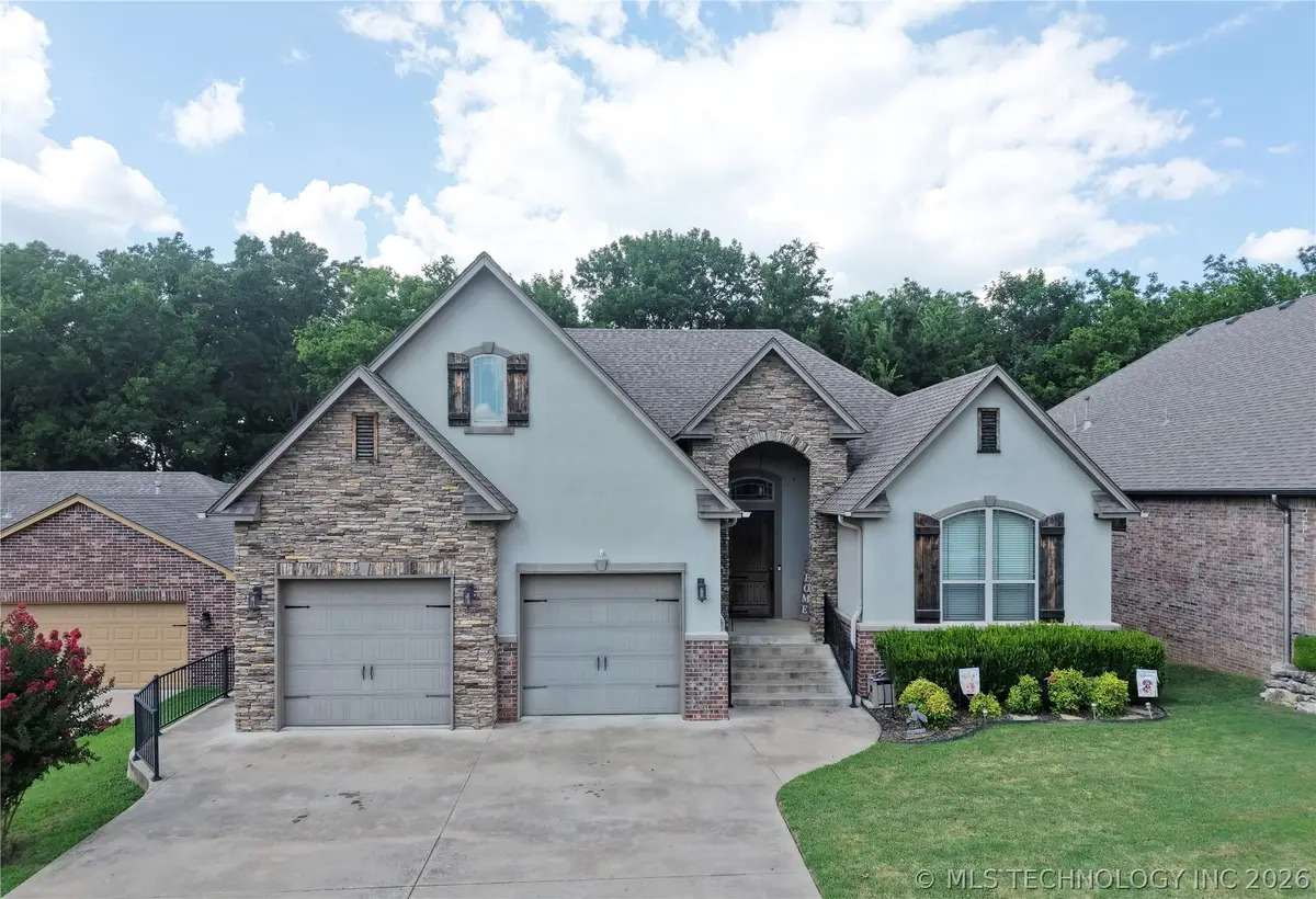 3310 Harbour Town Place, Claremore, OK 74018 - #1