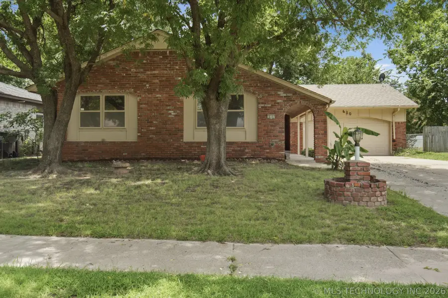 610 N Cedar Street, Jenks, OK 74037 - #2