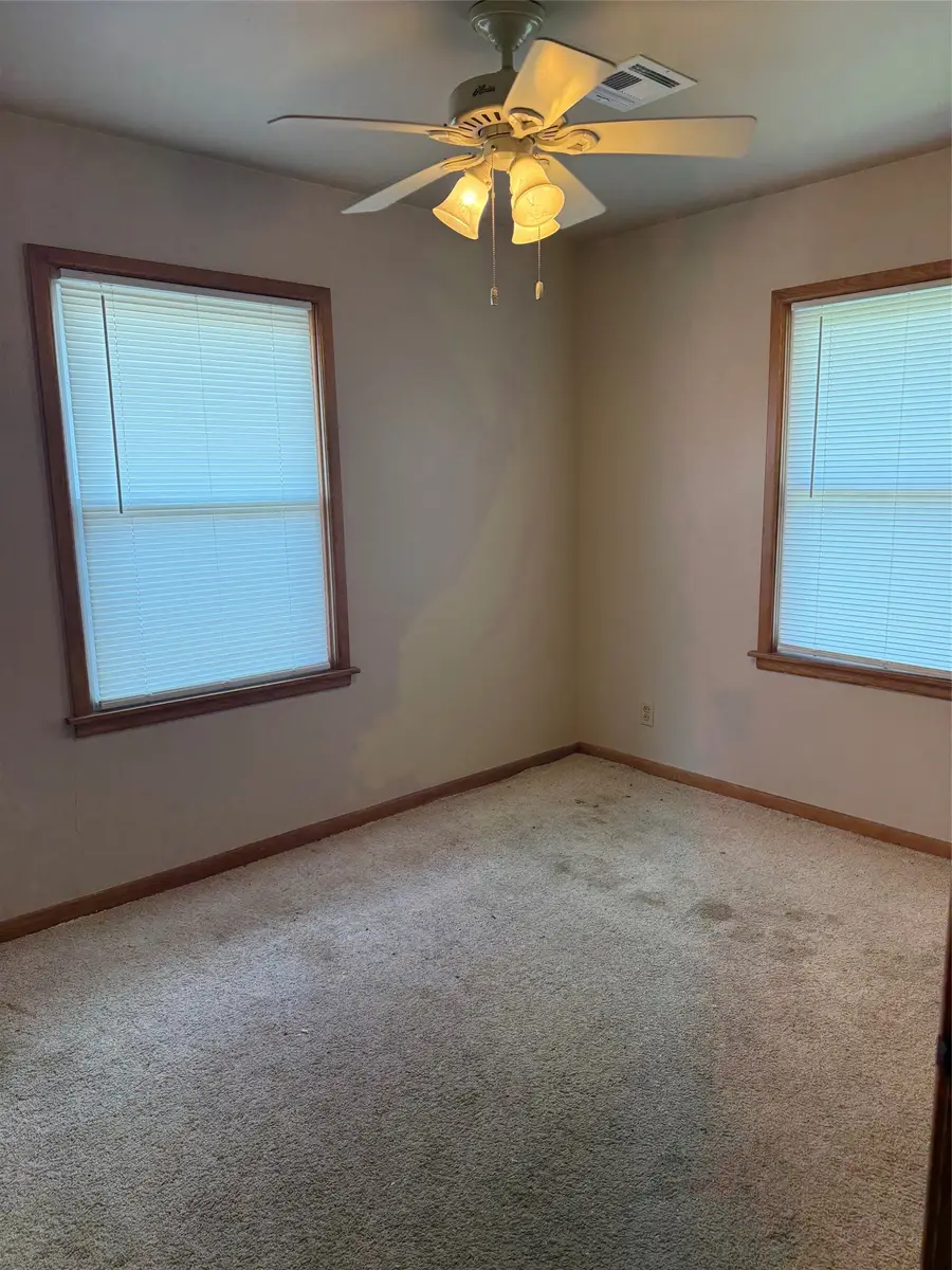 228 SE Avondale, Bartlesville, OK 74006 - #3