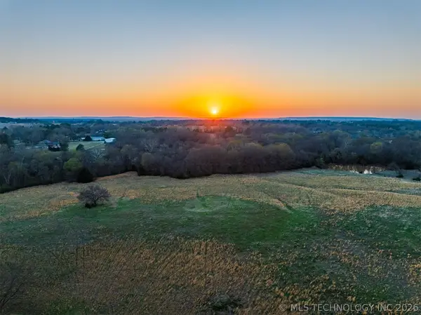 3 S Mission Road, Okmulgee, OK 74447