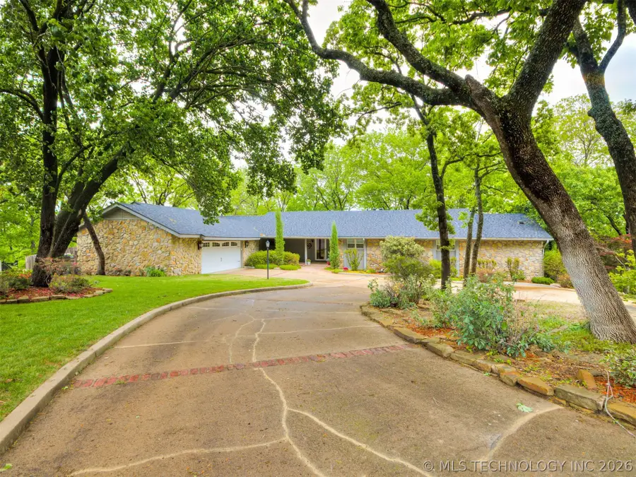 1201 Dogwood Court, Bartlesville, OK 74006 - #3