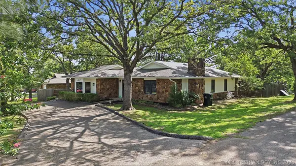 142 N Salt Creek Drive, Mannford, OK 74044