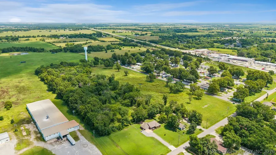 A Street Nw, Pryor, OK 74361 - #2