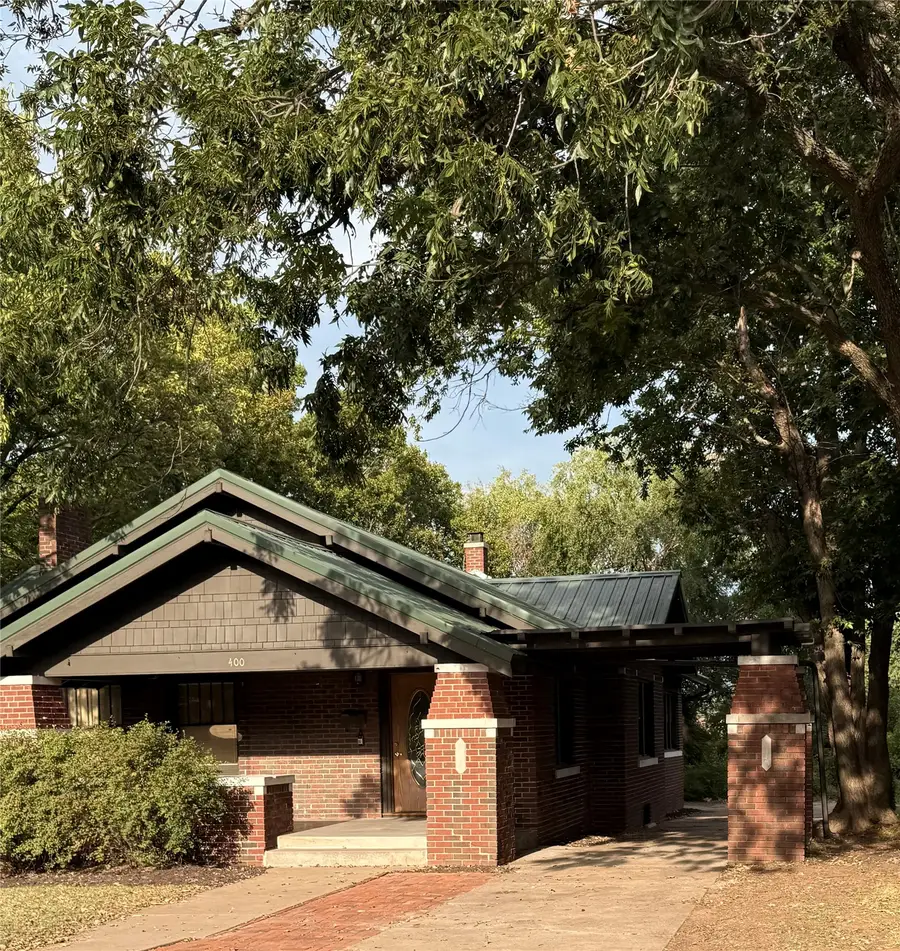 400 S Main Street, Fairfax, OK 74637 - #3
