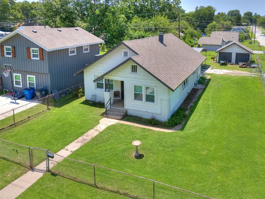 520 N 27th West Avenue, Tulsa, OK 74127 - #2