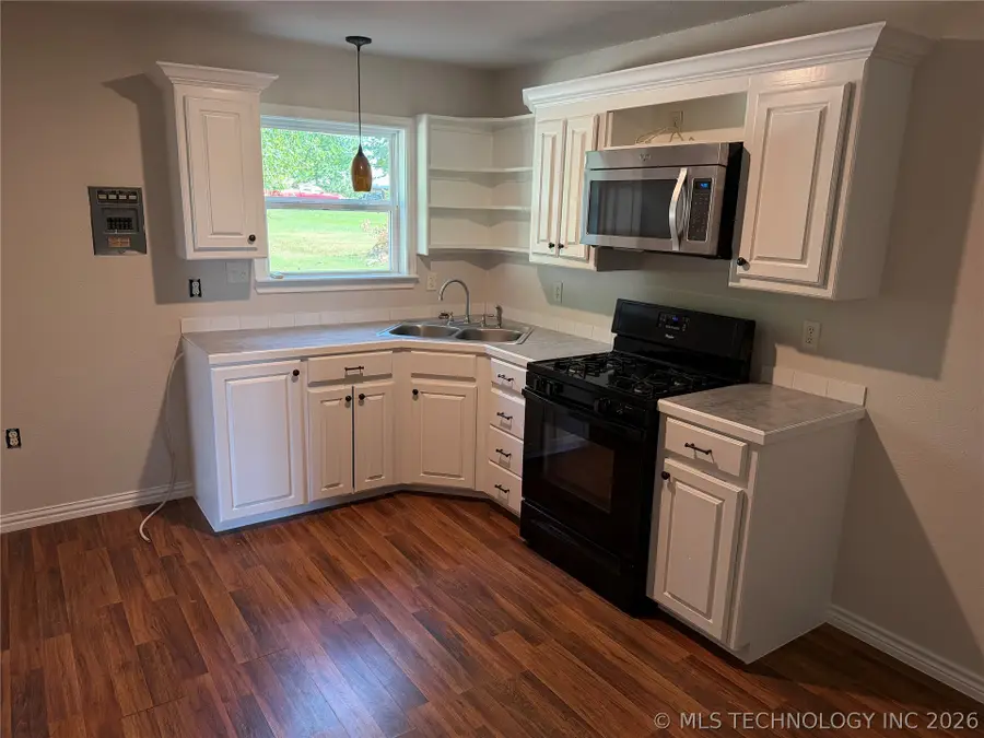 906 S Mckinley, Calera, OK 74730 - #3