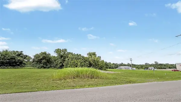 1139 Wewoka Street, Muskogee, OK 74401