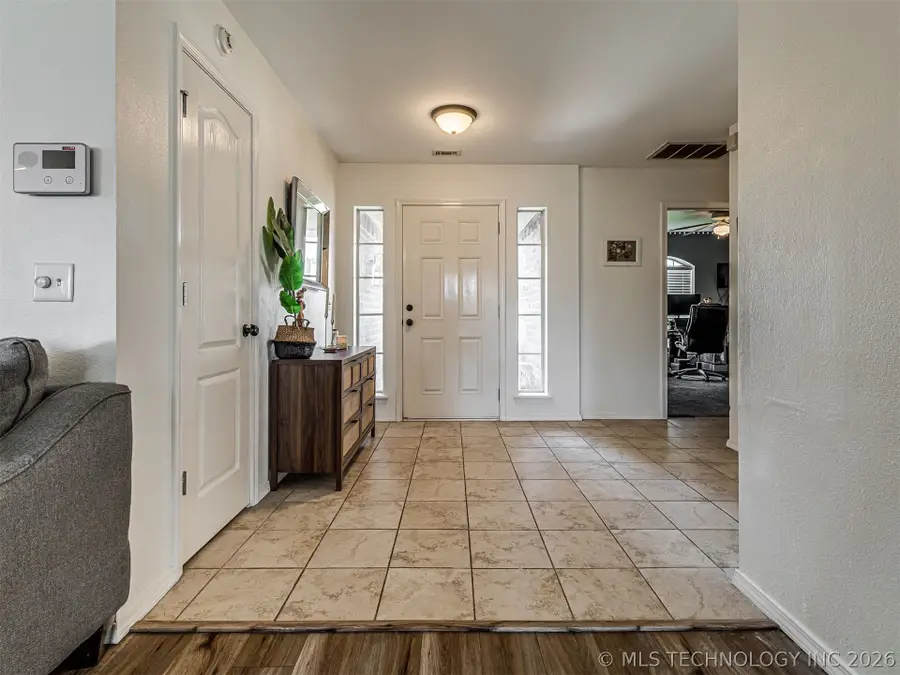 2012 E Princeton Street, Broken Arrow, OK 74012 - #3