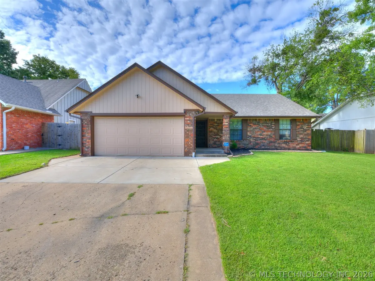 3001 W Atlanta Court, Broken Arrow, OK 74012 - #1
