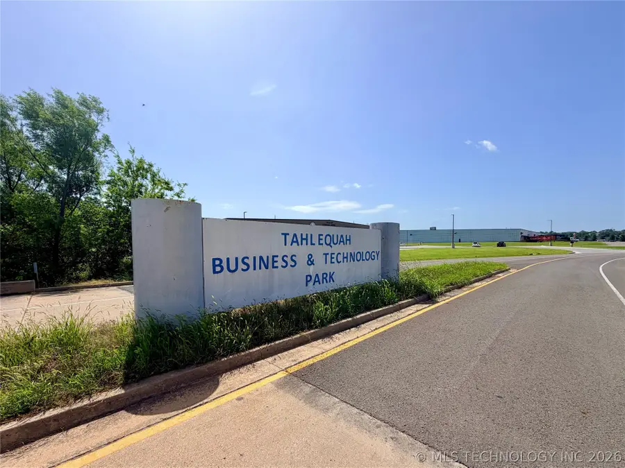 1900 Airport Parkway, Tahlequah, OK 74464 - #3