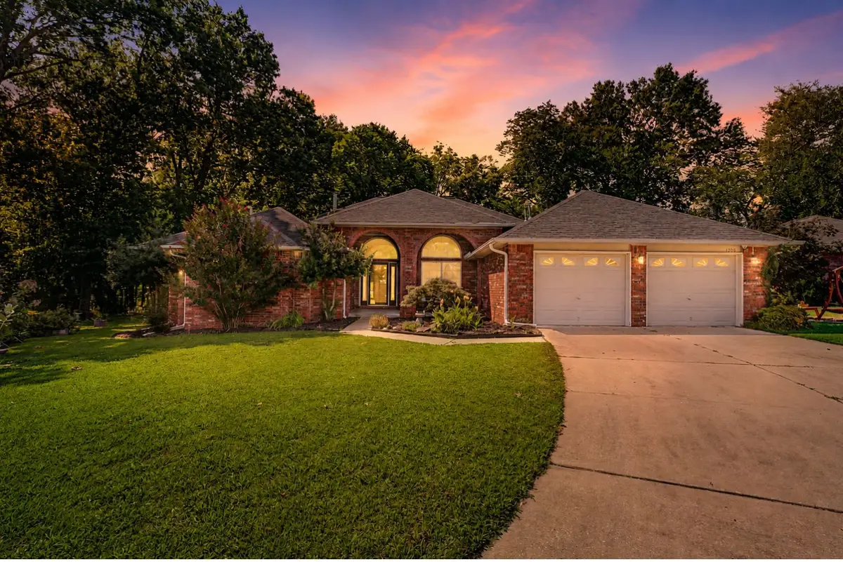 1208 Thurman Street, Pryor, OK 74361 - #1