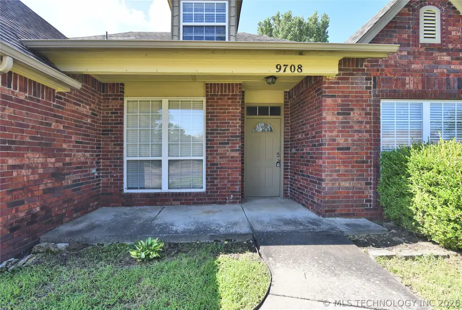 9708 E 111th Street, Owasso, OK 74055 - #2