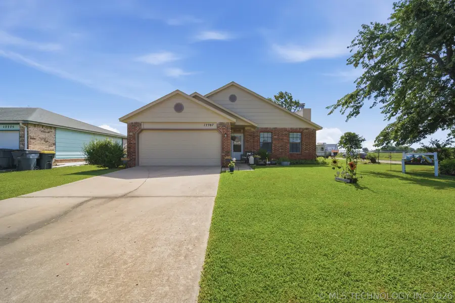 17787 S Santa Fe Street, Mounds, OK 74047 - #3