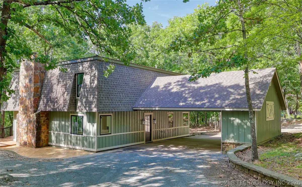 1296 Robin Hood, Eufaula, OK 74432 - #1