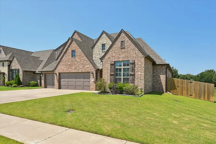 7724 N 147th East Avenue, Owasso, OK 74055 - #3