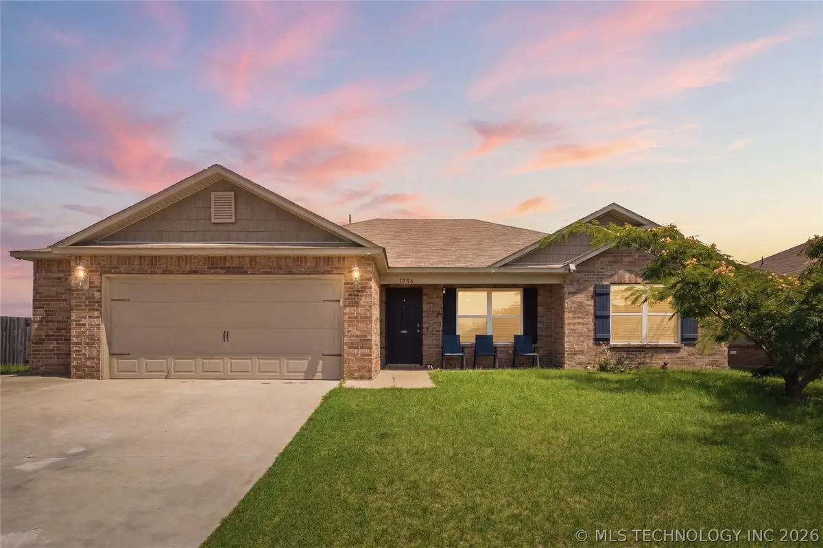 1204 E Richmond Street, Broken Arrow, OK 74012 - #1