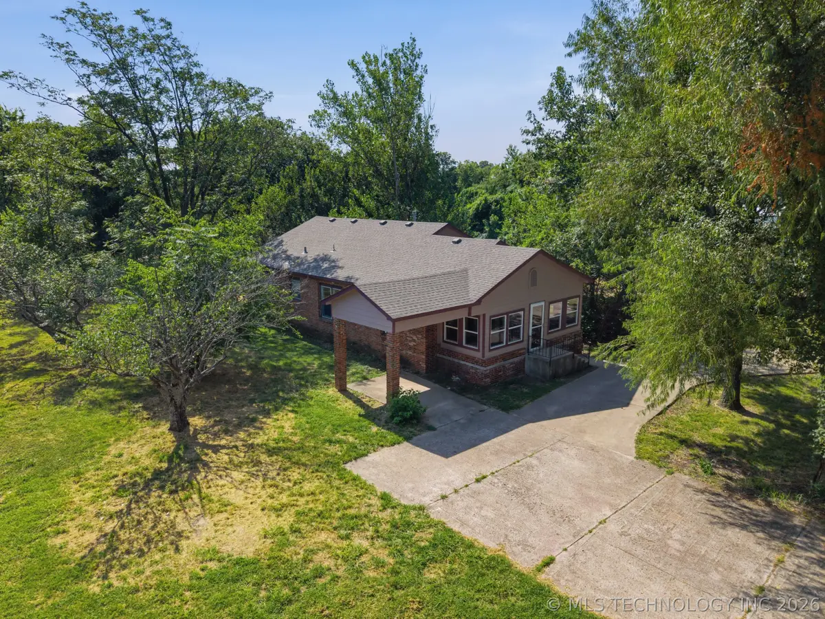 19219 S 4079 Road, Claremore, OK 74019 - #1